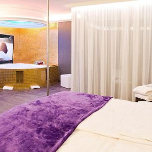 Plaza Inn Stays Design Dortmund